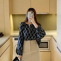포플러앤씨 윌쉬 버튼 블라우스