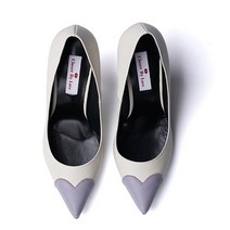 섀도우무브 클로저 하트 아이코닉 펌프스 8cm