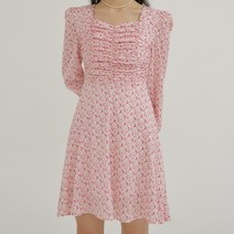 리올그 KACK HEART NECK FLORAL PATTERN OPS