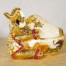 TCR 인테리어 소품 코끼리가 포옹하고 있는 재떨이, 골드 + 화이트