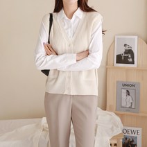 럽스 모아니 브이넥 골지 단추 니트 조끼