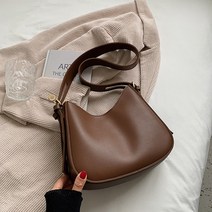 블랙스완 여성용 심플 숄더 호보백