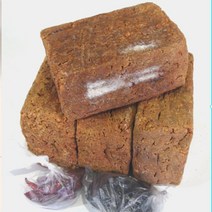 [입점기념] 짚으로 띄운 전통메주 2장 (콩반말 4kg) 4장 (콩한말 8kg) 대추+고추+레시피증정, 1.5kg, 미국산 콩 4장