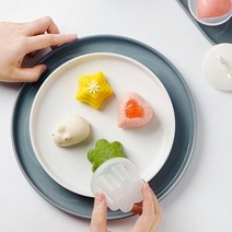 귀여운 홈베이킹 에그 떡 찜기 몰드 4개 세트 준비물, 구성, 찜기몰드 4개세트 + 오일브러쉬