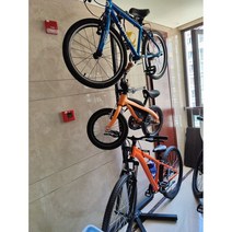 자전거거치대 자전거보관대 벽걸이 차량용 자동차 브래킷, 블랙K자받침대3개(1대2소)