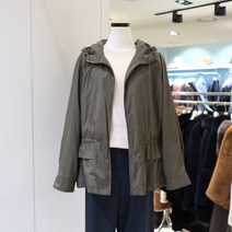 꼼빠니아 간절기 시즌 캐주얼하게 데일리하게 입기 좋은 후드 점퍼입니다. 허리 스트링이 포인트랍니다. ***허리 스트링 후드 집업 점퍼***