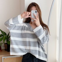 프롬 브이넥 스트라이프 가오리핏 니트