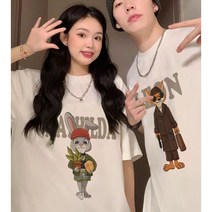 다른 커플 복장 여름 반팔 티셔츠 2023 새로운 봄 틈새 디자인 감각 특별한 disoo 정장 남성