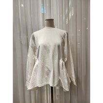 밀스튜디오_NC충장점_ 허리 잘록 블라우스 소매 면 티셔츠 LQ3TSS102WH