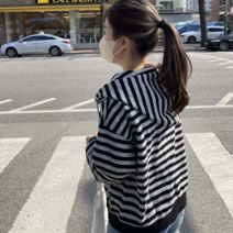 데이홀릭 여성용 가을 겨울 간절기 루루 스트라이프 데일리 후드 집업