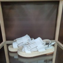 시에로 가죽 테슬장식 에스파드류 버클 샌들