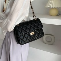 글램디브 직장인가방 여성가방 대학생가방 퀼팅 체인 버튼 크로스백 마리멘 A2256