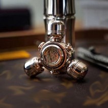 제한된 MUYI 초전도성 시공간 토템 EDC 핑거팁 자이로 절판, Superconducting