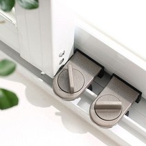 베란다 방충망 잠금장치 창문 열림방지 고정장치 도어 스토퍼 샤시 안전잠금 장치, 2P