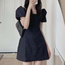 [랜덤플레이] A 라인 소매퍼프 리본 원피스