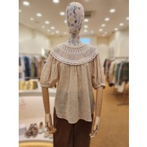 써스데이아일랜드 니트 패치 블라우스 (T222MBL140W)(2124488)