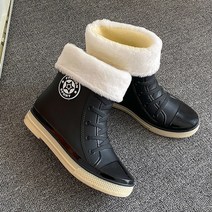 레인 부츠 어그 장마샌들 가벼운 장마철샌들 비올때신발 2022 가을 여성용 고무 장화 패션 방수 마틴 여성 화려한 장화 정원 미끄럼 방지 물 신발 35-40