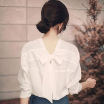 Sheffley여성 봄 뒷리본 V넥 심플 화이트 블라우스 하객룩