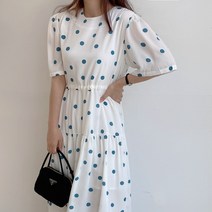 먼데이홀릭 스카이블루 도트 허리스트링 날개소매 원피스