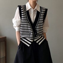 패스타임 여성 브이넥 스트라이프 니트 조끼 언발 루즈핏 민소매 나시