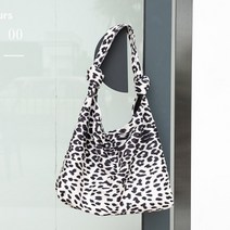 레오파드 에코백 연예인 송혜교 모피 표범 숄더백 어깨