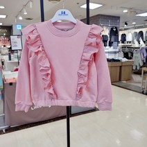 쁘띠앙팡 산본점 @21년 가을신상 60%빅세일@ 부드러운 소재감에 쫀쫀한 신축성으로 예쁘고 편하게입는 줄리티셔츠에요^^ 밑단스트롱과 프릴로 귀엽고 사랑스러운 데일리코디템