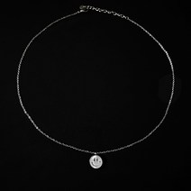 손 잡아줄게 국내 결식 아동 후원 스마일 펜던트 써지컬 목걸이 세이브더칠드런 기부