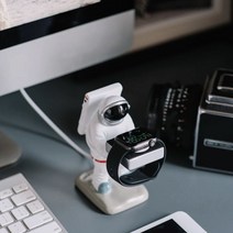 르퀘아 우주인 애플워치 호환 충전 거치대 인테리어 소품