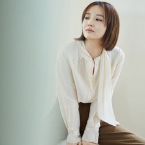 KL KL 브루트 타이 블라우스 (김소영 착용) KWBLNI0400