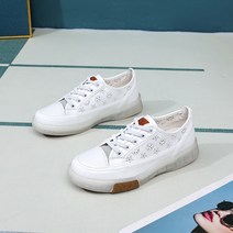 콩코드 사이드 펀칭 로고 여성 운동화 2955