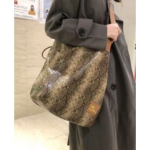 가죽 뱀무늬 핸드백 토트백 숄더백 크로스백 휴대폰가방 체인백 50대 럭셔리