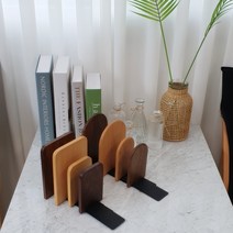 원목 철제 북엔드 북앤드 인테리어 책지지대 책고정 선반 칸막이 L자형 쏠리또, 호두나무(어두운색)-사각