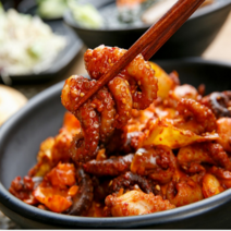 쭈꾸미볶음 매운맛 밀키트 300g 사리3종세트 주꾸미볶음 캠핑 안주 밀키트 낚시 여행 술안주 야식, 1개