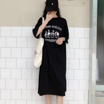 업타운걸스 펭귄 프린팅 맥시 롱 원피스 밑단 절개 홈웨어 룩 박