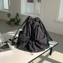 서진이네 정유미 가방 나일론 뉴진스 OMG 뮤비 백팩 보부상 패션