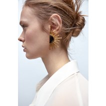 독일 자라 ZARA 에나멜 부채 귀걸이 104594