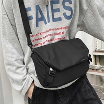 남자 학생 크로스백 여행 소풍 가방 스트릿 메신저백