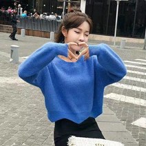 여성스웨터 언발 사선 화이트 쇼트 니트 여자 풀오버