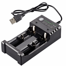 2구 배터리충전기USB배터리충전기 만능충전기 리튬이온배터리충전기 리튬이온 라이트, 18650배터리충전기2구