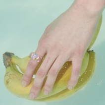 샐러드볼즈 SALADBOWLS X UN PETIT OISEAU ARCYLIC RING PASTEL