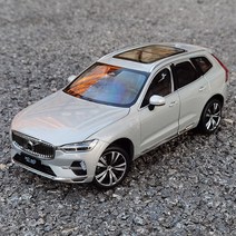 다이캐스트 모형자동차 자동차피규어 볼보 XC60 2022 F L 1:18 1 18, 모닝 실버