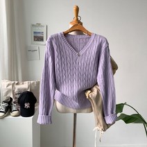 다양한 컬러의 꽈베기 V넥 니트 G880 셀레임케이블V