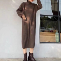 옆트임 반목 니트 원피스