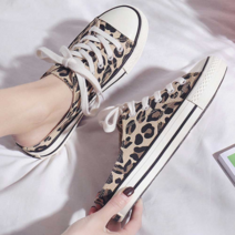오너클랜 로우 스니커즈 호피 무늬 캔버스 캐주얼 데일리 슈즈