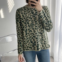 오오엘 여성용 부드러운 도톰 레오파드 라운드 니트