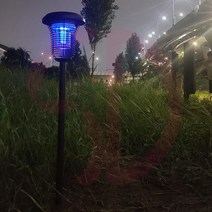 솔까든 태양광 모기등 초강력 해충퇴치등 캠핑등 모기등 태양열 정원등, 벽걸이형