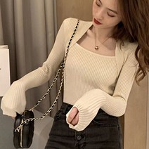 스퀘어 넥 라인 슬림 스타일 여성 긴팔 디셔츠