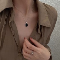 데일리 블랙 타원 펜던트 목걸이 A036