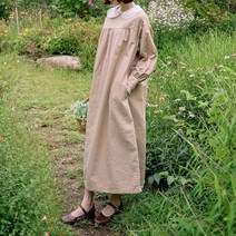 내추럴가든 레이스 카라 셔링 원피스