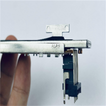 야마하 LS9 M7CL DM1000 DM200 믹서 전위차계/모터 구동 마스터 페이더 더스트 스트립 용 전기 RSA0N11M9A0J 1 개